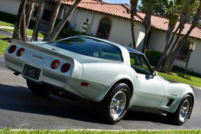1982 Chevrolet Corvette COUPE - photo 4
