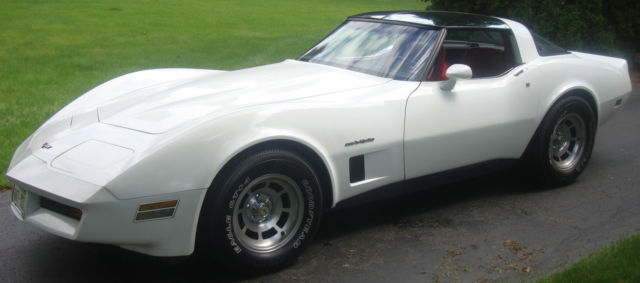 1982 Chevrolet Corvette - photo 2