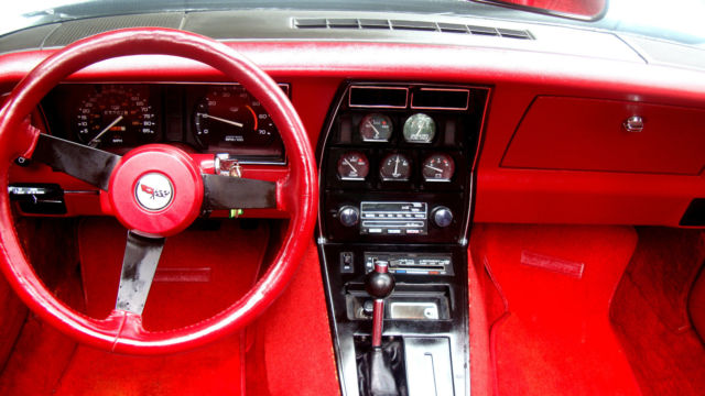1982 Chevrolet Corvette - photo 6