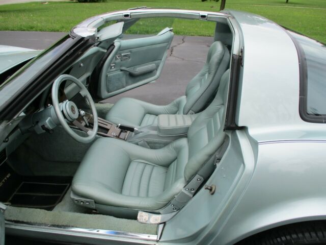 1982 Chevrolet Corvette CORVETTE - photo 6
