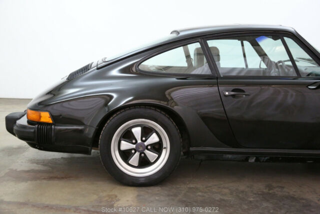 1982 Porsche 911SC Coupe - photo 12
