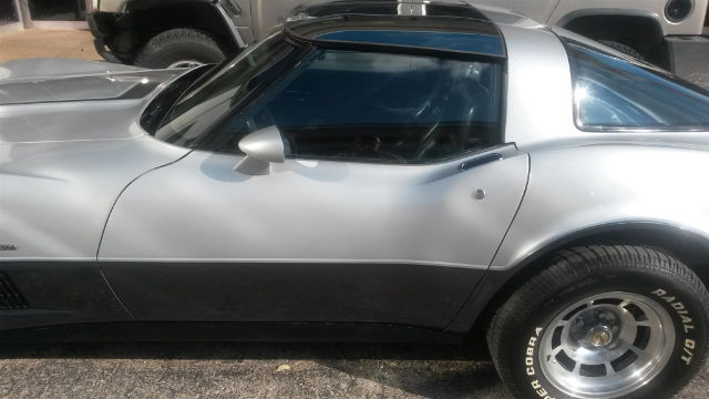 1982 Chevrolet Corvette - photo 2