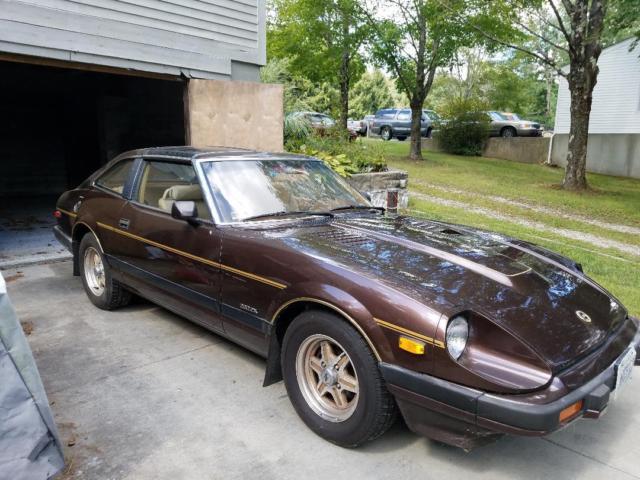 1982 Datsun 280 ZX 2+2 Special Edition Gold Package 1982 Datsun Z-Series