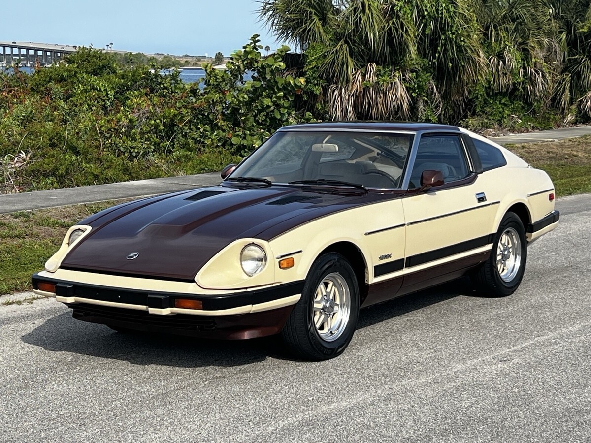 1982 Datsun 280 ZX - photo 2