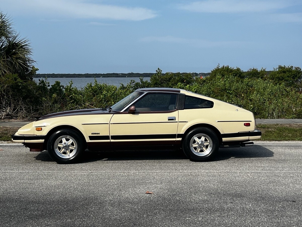 1982 Datsun 280 ZX - photo 3