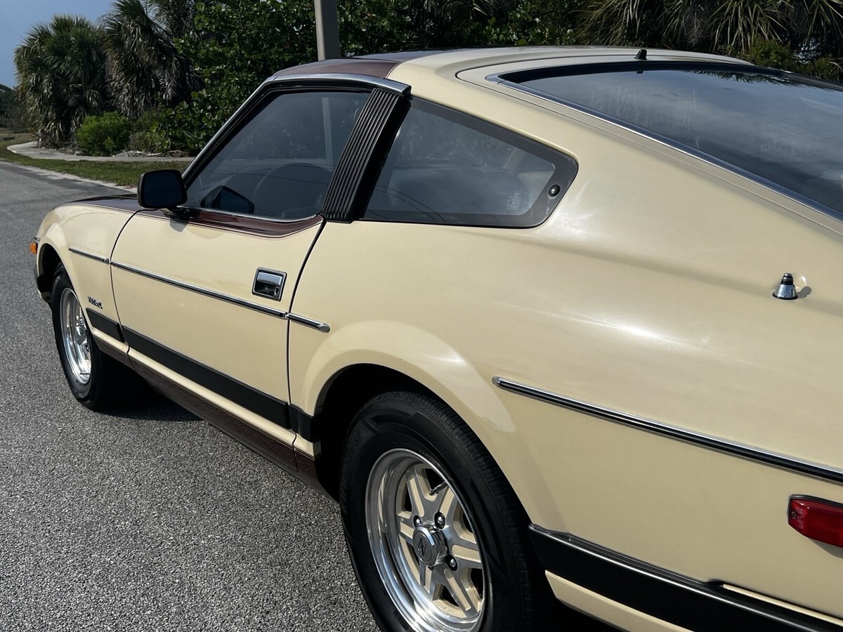 1982 Datsun 280 ZX - photo 5