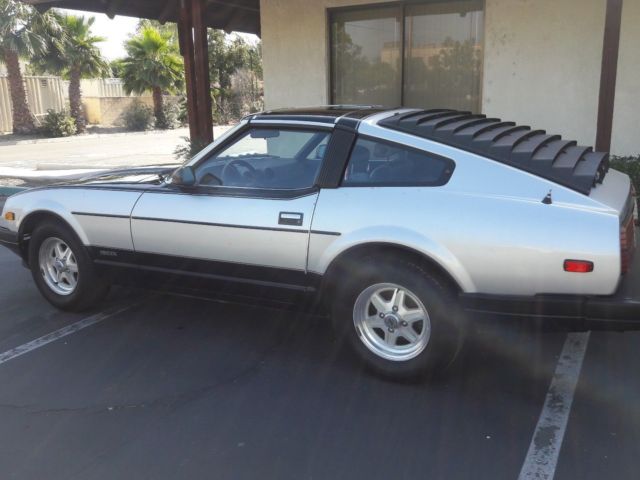 1982 Nissan 280ZX - photo 2