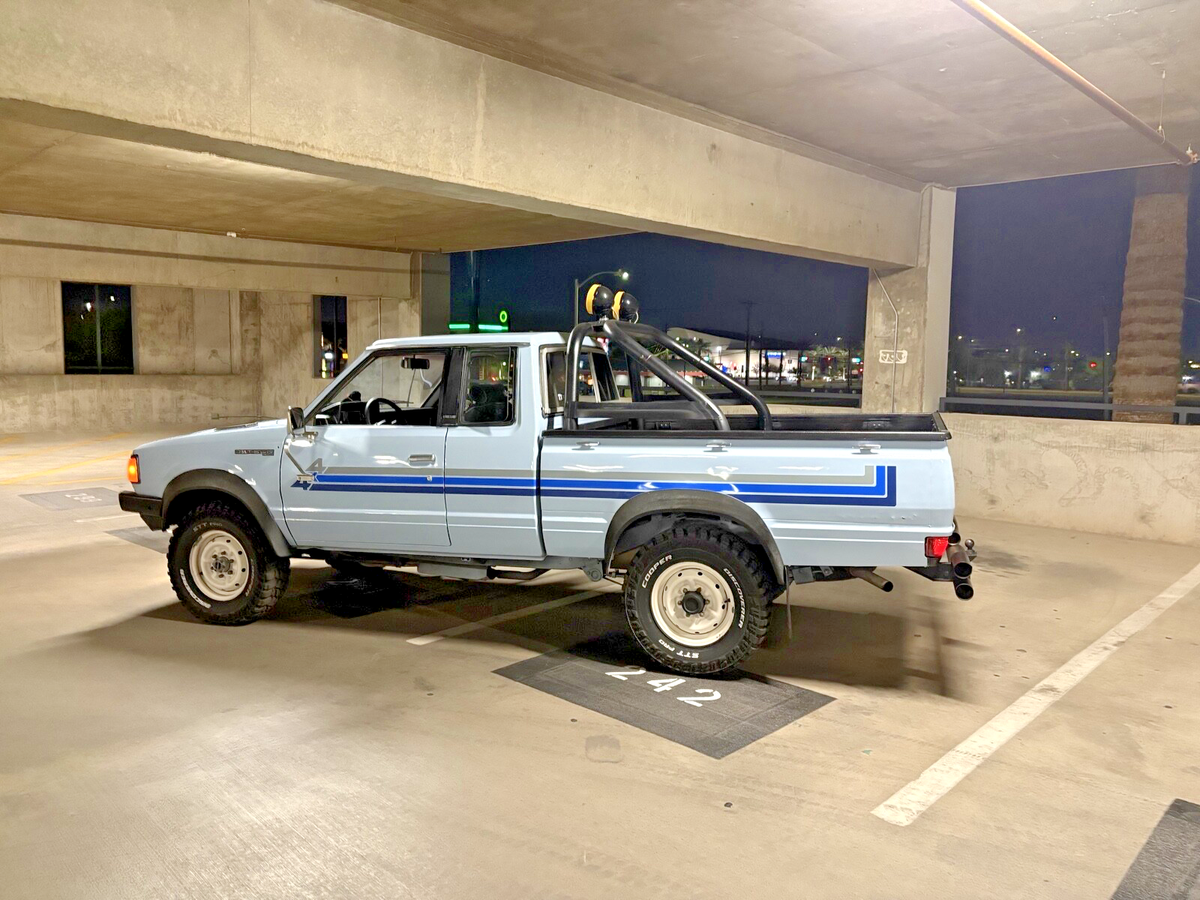 1982 Datsun 720 720 4x4 King Cab - photo 11
