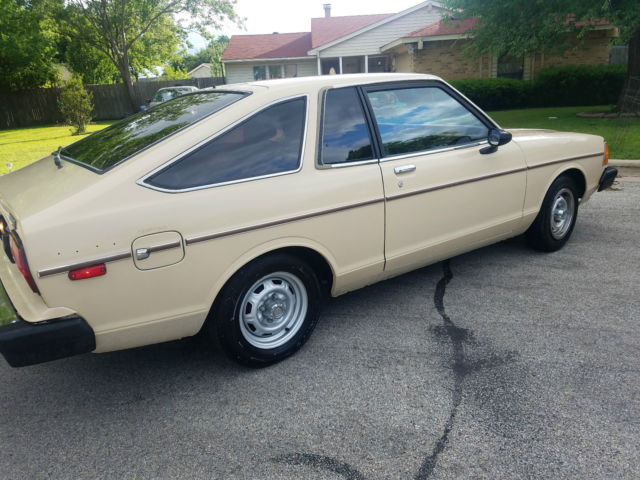 1982 Datsun / Nissan 210 Hatchback Automatic 39k original miles TEXAS 1982 Datsun 210