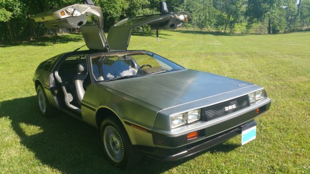 1982 DeLorean