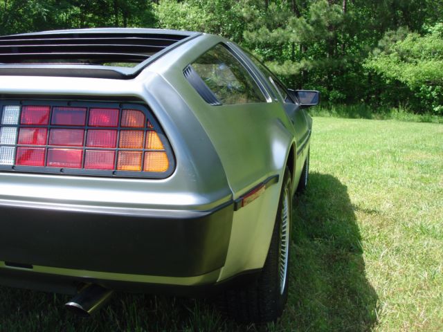 1982 DeLorean DMC-12 - photo 6