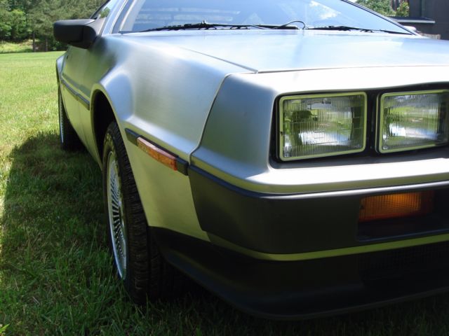 1982 DeLorean DMC-12 - photo 9