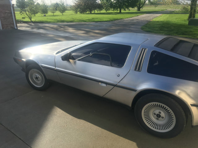 1982 DeLorean DMC 12 - photo 3