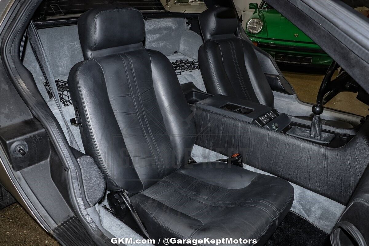 1982 DeLorean DMC-12 - photo 5