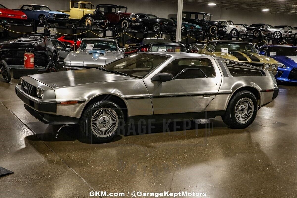 1982 DeLorean DMC-12 - photo 9