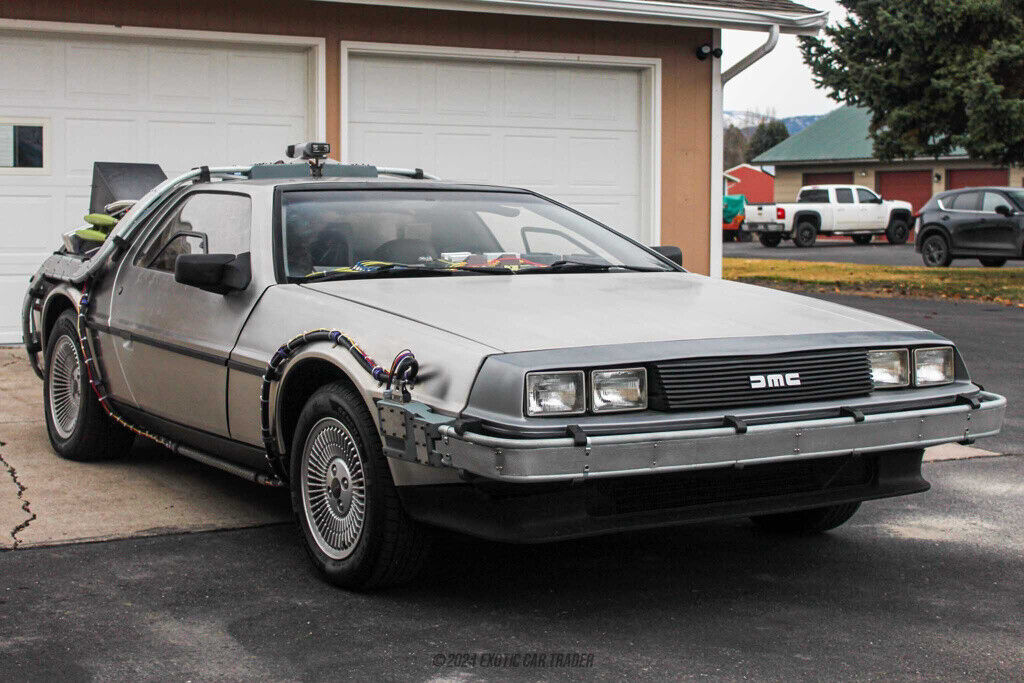 1982 DeLorean DMC-12 Time Machine - photo 12