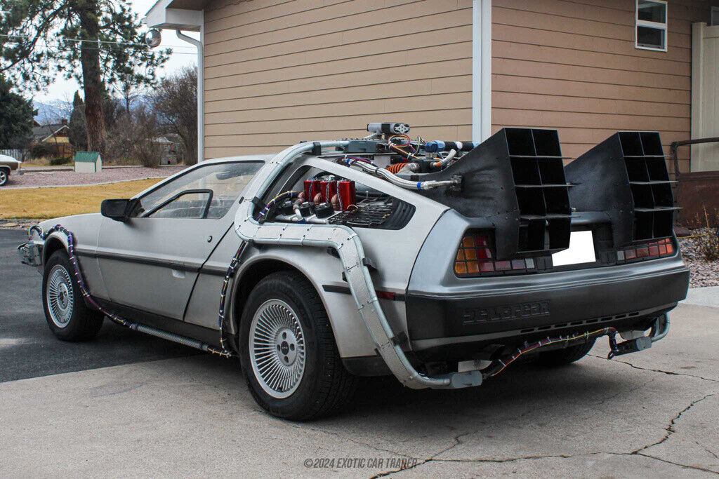 1982 DeLorean DMC-12 Time Machine - photo 6