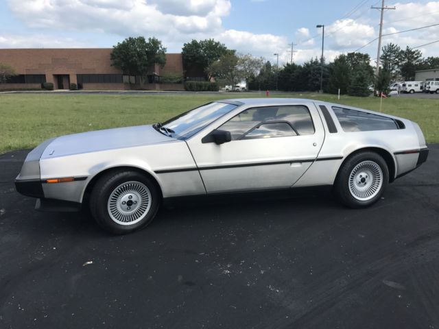 1982 DeLorean DMC 12 Base Coupe 2-Door - photo 2