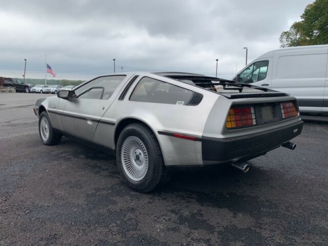 1982 DeLorean - photo 6