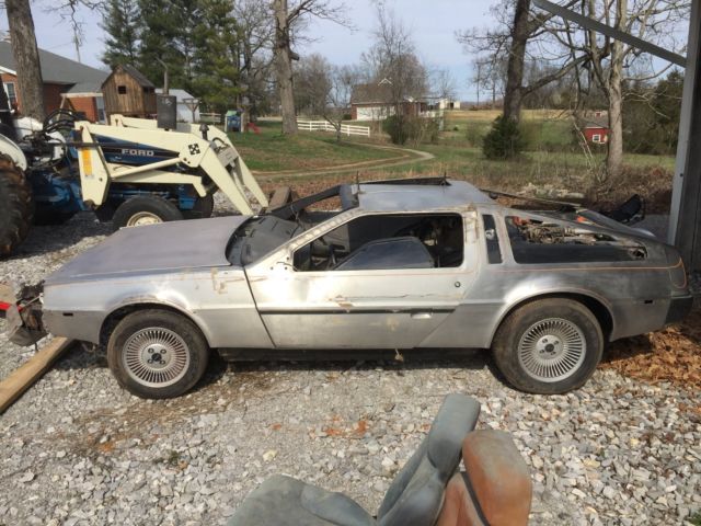 1982 DeLorean DMC12 - photo 4