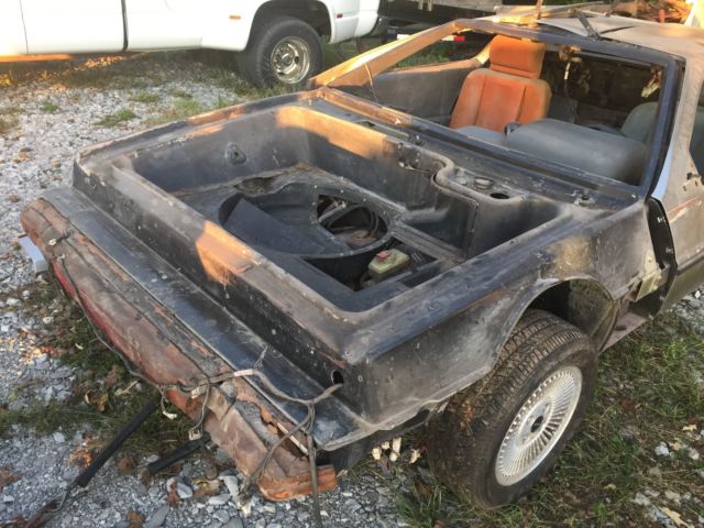 1982 DeLorean DMC12 - photo 8