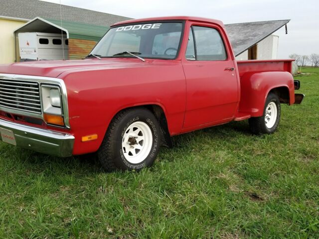 1982 Dodge D-150 Step Side 318/727 1982 Dodge Ram 1500 custom