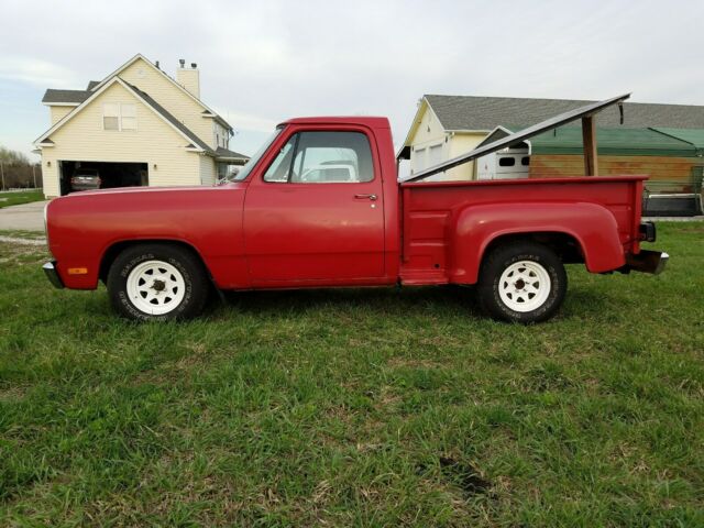 1982 Dodge Ram 1500 custom - photo 2