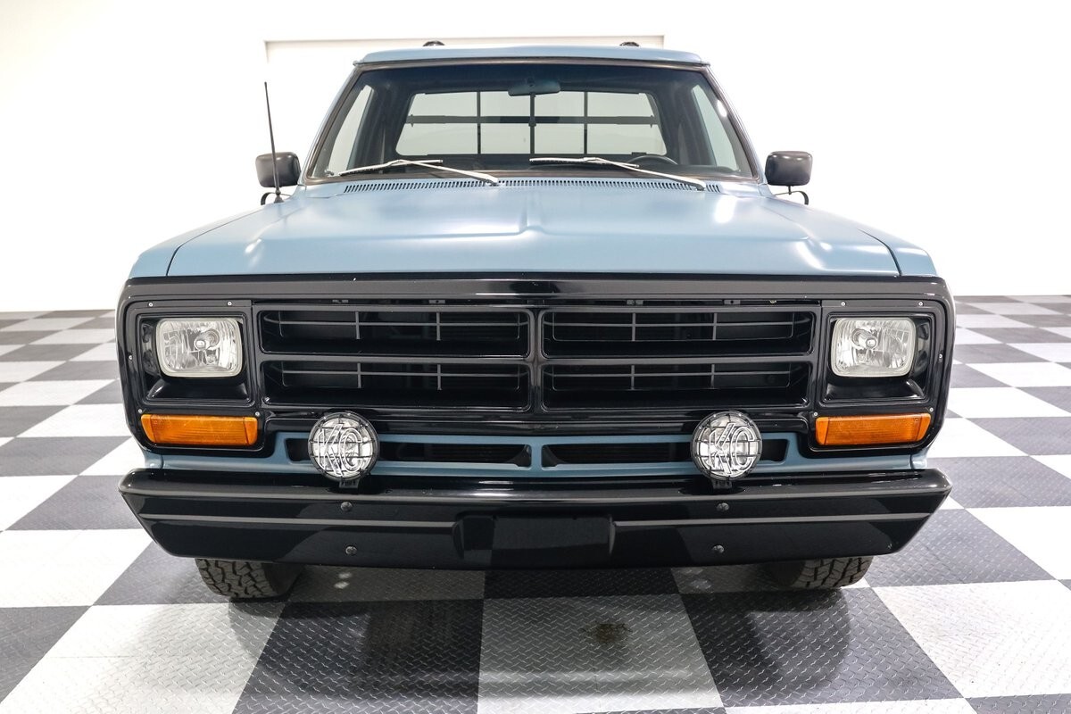 1982 Dodge D150 - photo 2