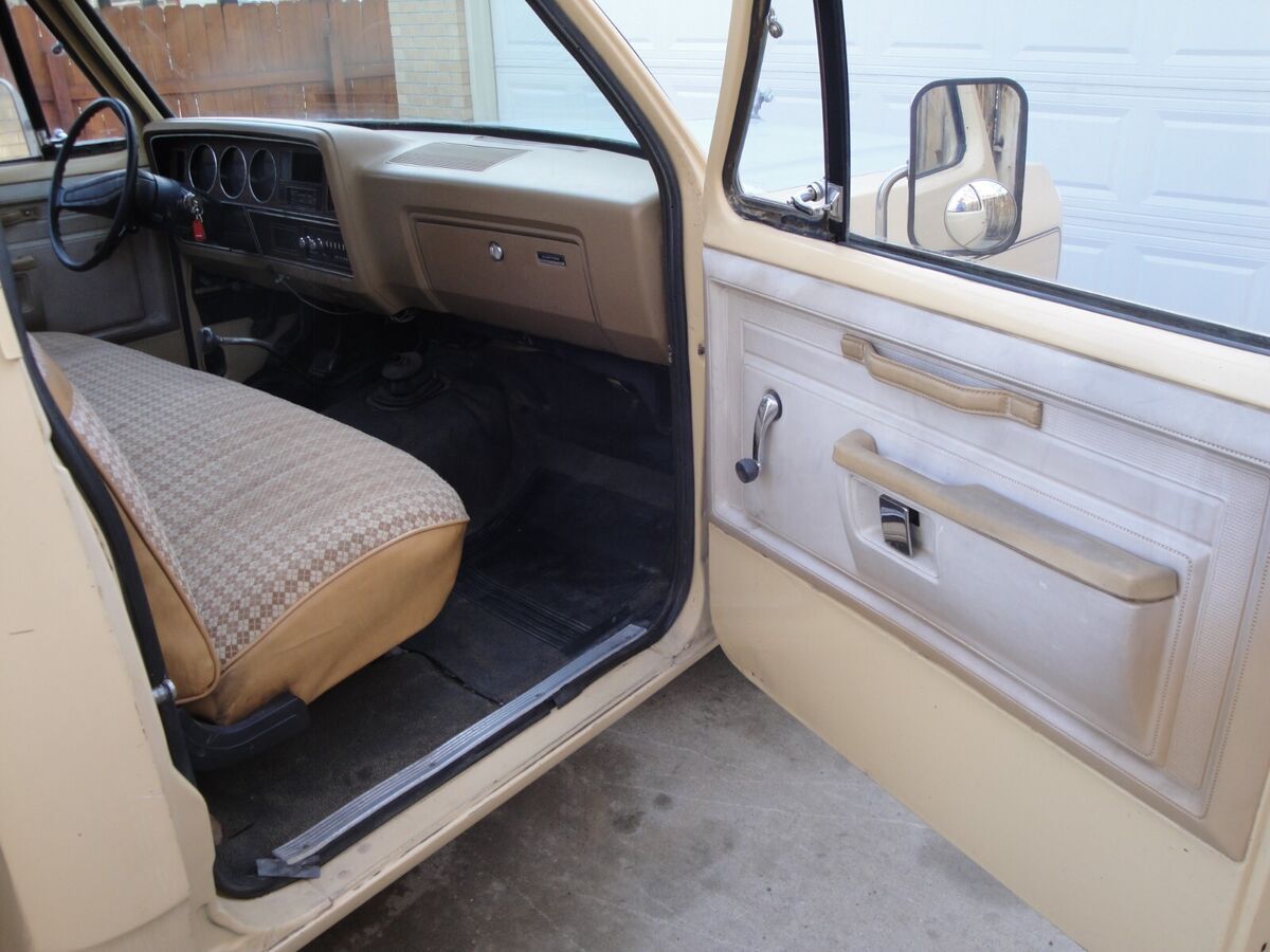 1982 Dodge D-Series D150 - photo 10