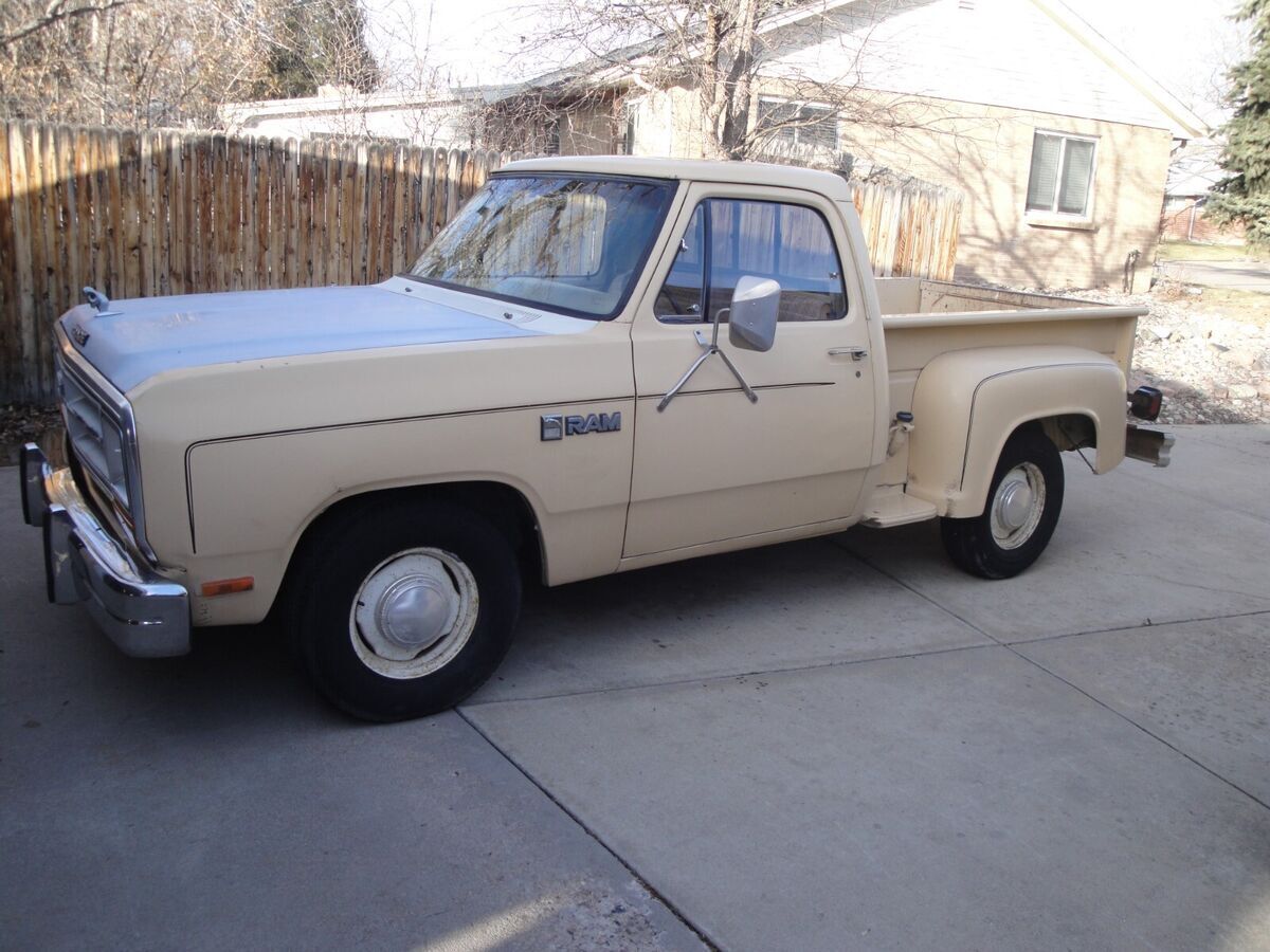 1982 Dodge D-Series D150 - photo 3