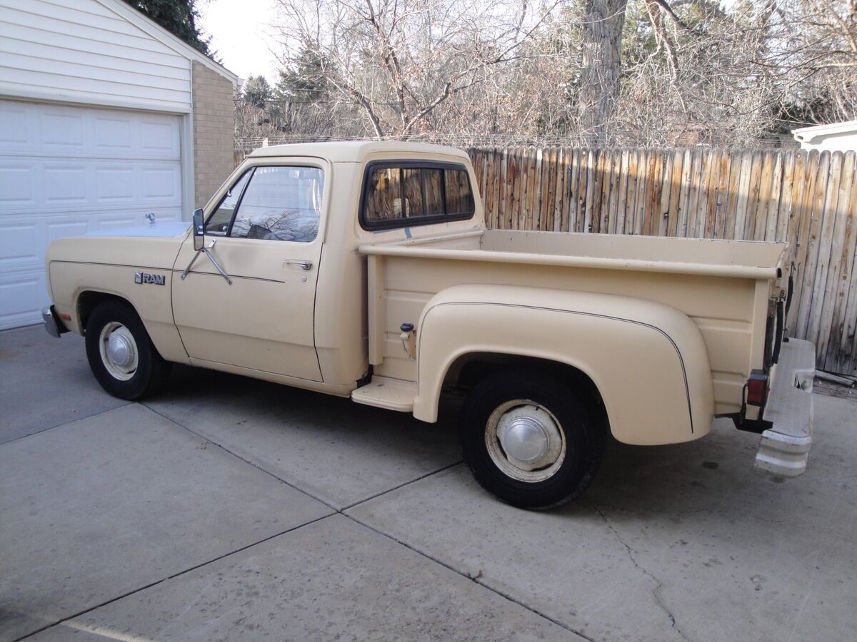 1982 Dodge D-Series D150 - photo 6