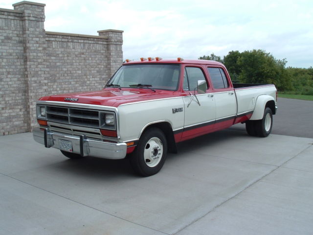 1982 Dodge D350 Base Crew Cab Pickup 4-Door 5.9L 1982 Dodge Other Pickups