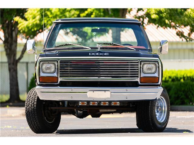 1982 Dodge W150 Royal 4x4 Stepside Only 61K Original Miles Super Rare Fine!! - photo 4