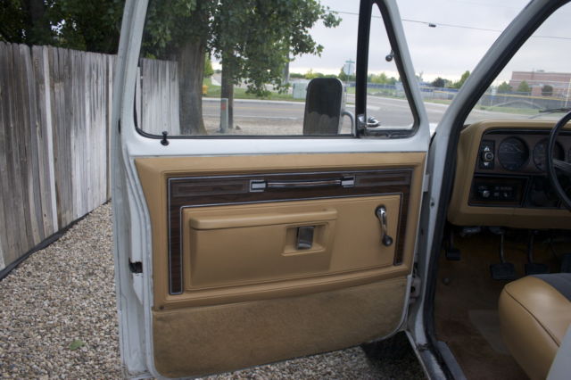 1982 Dodge Power Wagon W150 - photo 9