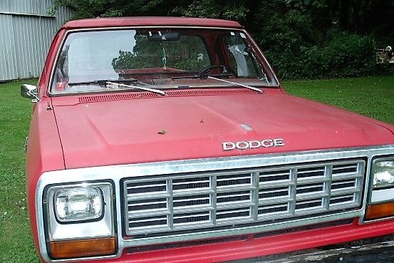 1982 Dodge Other Pickups Base Standard Cab Pickup 2-Door - photo 4