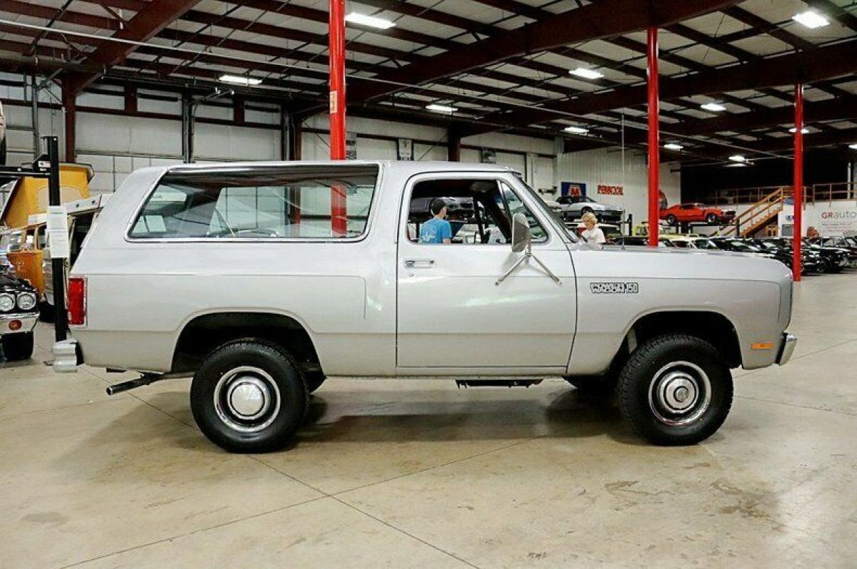1982 Dodge Ramcharger Power Wagon - photo 6