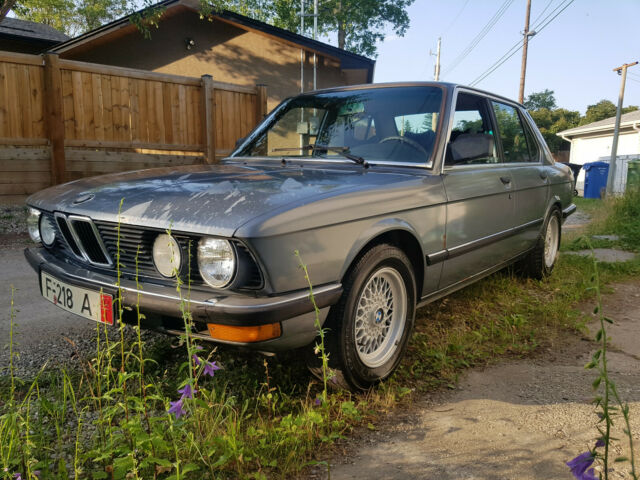 1982 E28 EURO 520I 5 SPEED, ORIGINAL UNRESTORED, RARE 1982 BMW 5-Series 520I