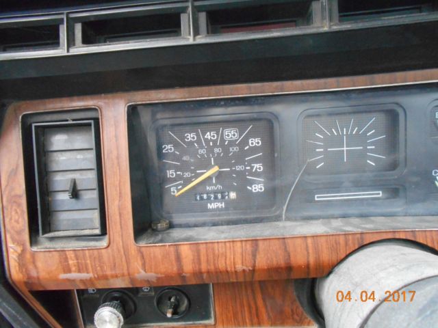 1982 Ford F-350 - photo 11