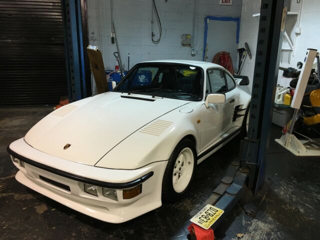1982 Porsche 930 Factory Slantnose RUF Upgrades - photo 10