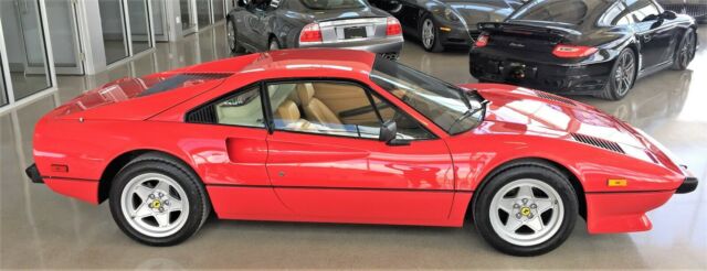 1982 Ferrari 308 - photo 2