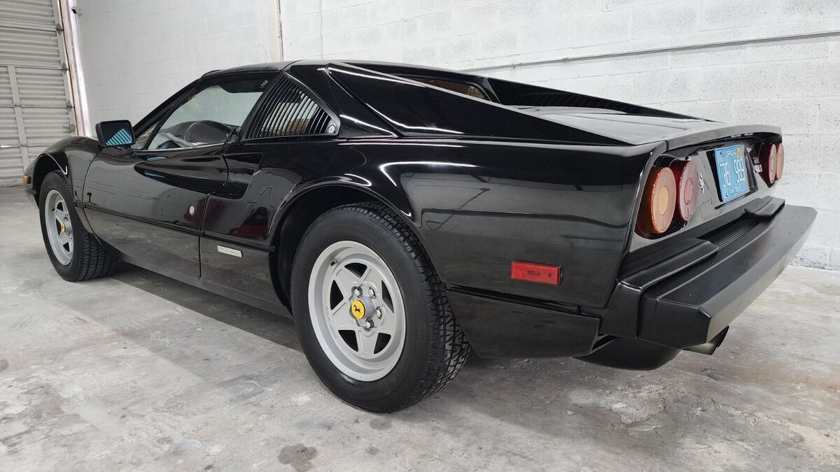 1982 Ferrari 308 GTSi - Targa, 32k Miles, Service Records, A/C - photo 10
