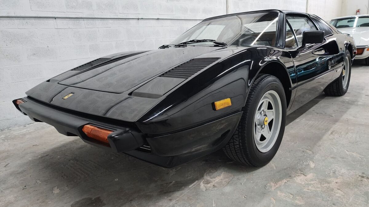1982 Ferrari 308 GTSi - Targa, 32k Miles, Service Records, A/C - photo 9