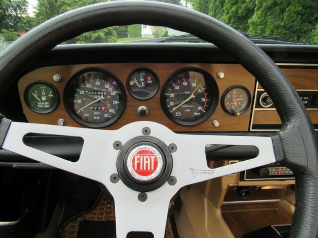 1982 Fiat 124 Spider 2000 - photo 11