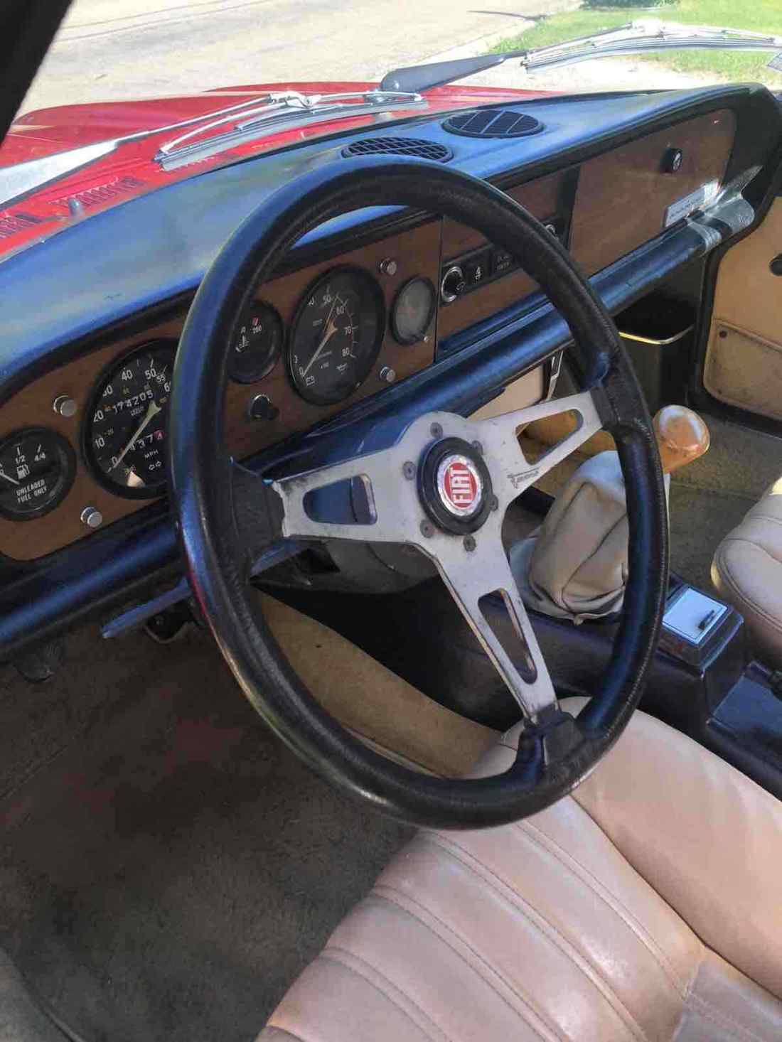 1982 Fiat 124 SPIDER - photo 5