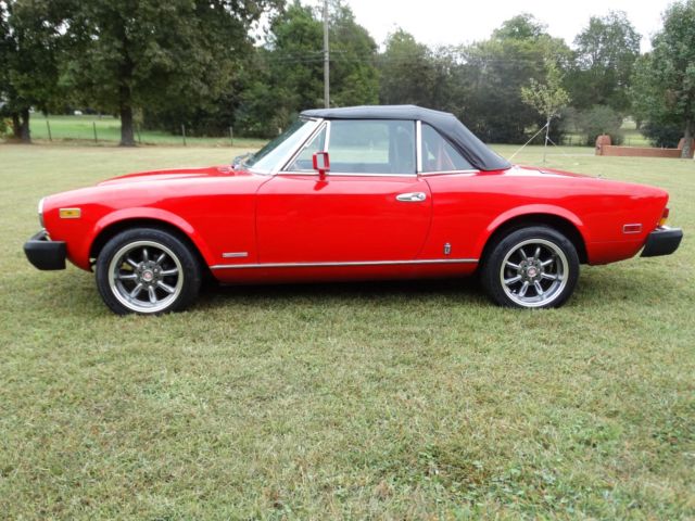1982 Fiat 124 Spider - photo 3