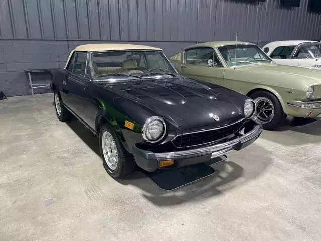 1982 FIAT 2000 1982 FIAT 2000 Spider