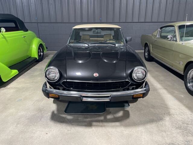 1982 FIAT 2000 Spider - photo 2