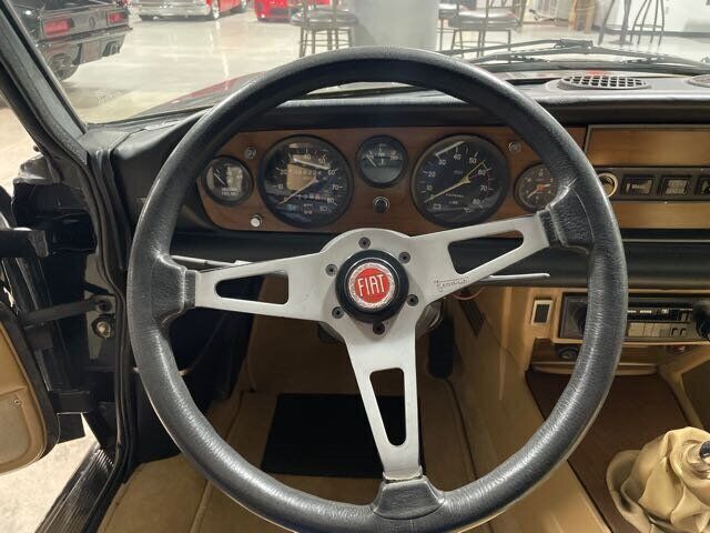 1982 FIAT 2000 Spider - photo 9