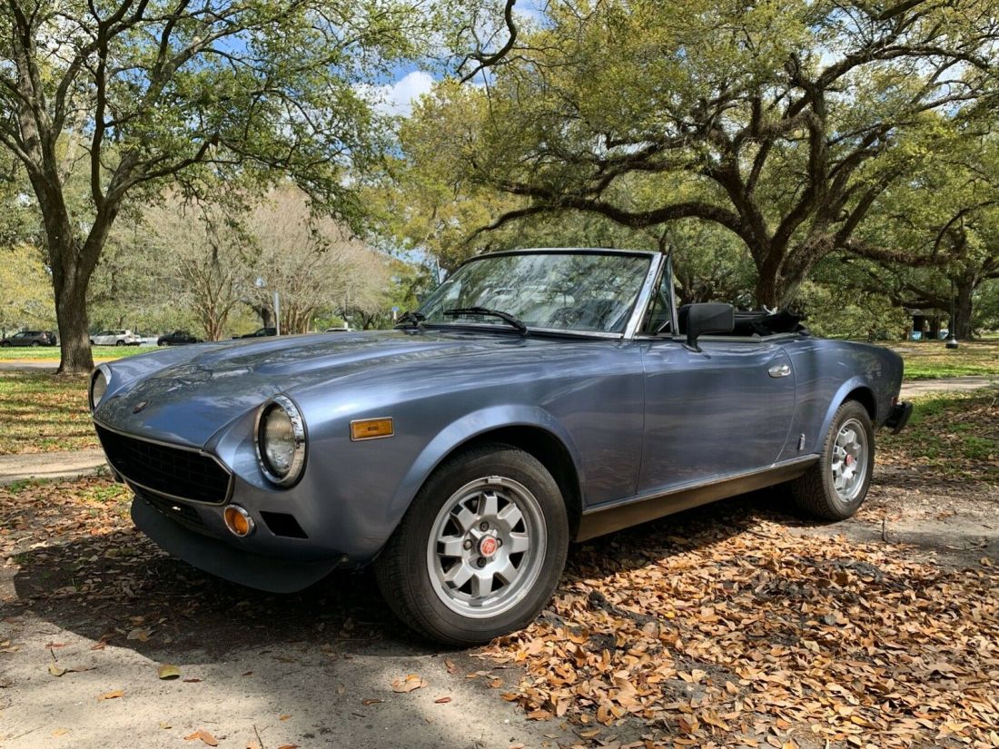 1982 Fiat 124 Spider - photo 13