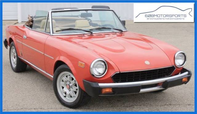 1982 Fiat Spider 124 Pininfarina 2000